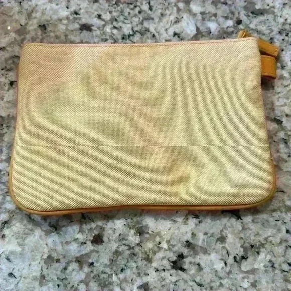 Acqua Di Parma for Air Canada Travel Pouch - Picture 3 of 10